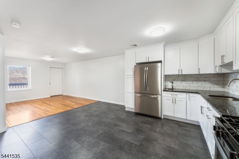 83 1st Street, Unit 2 Elizabeth Port, NJ 07206 - Photo 7 of 18