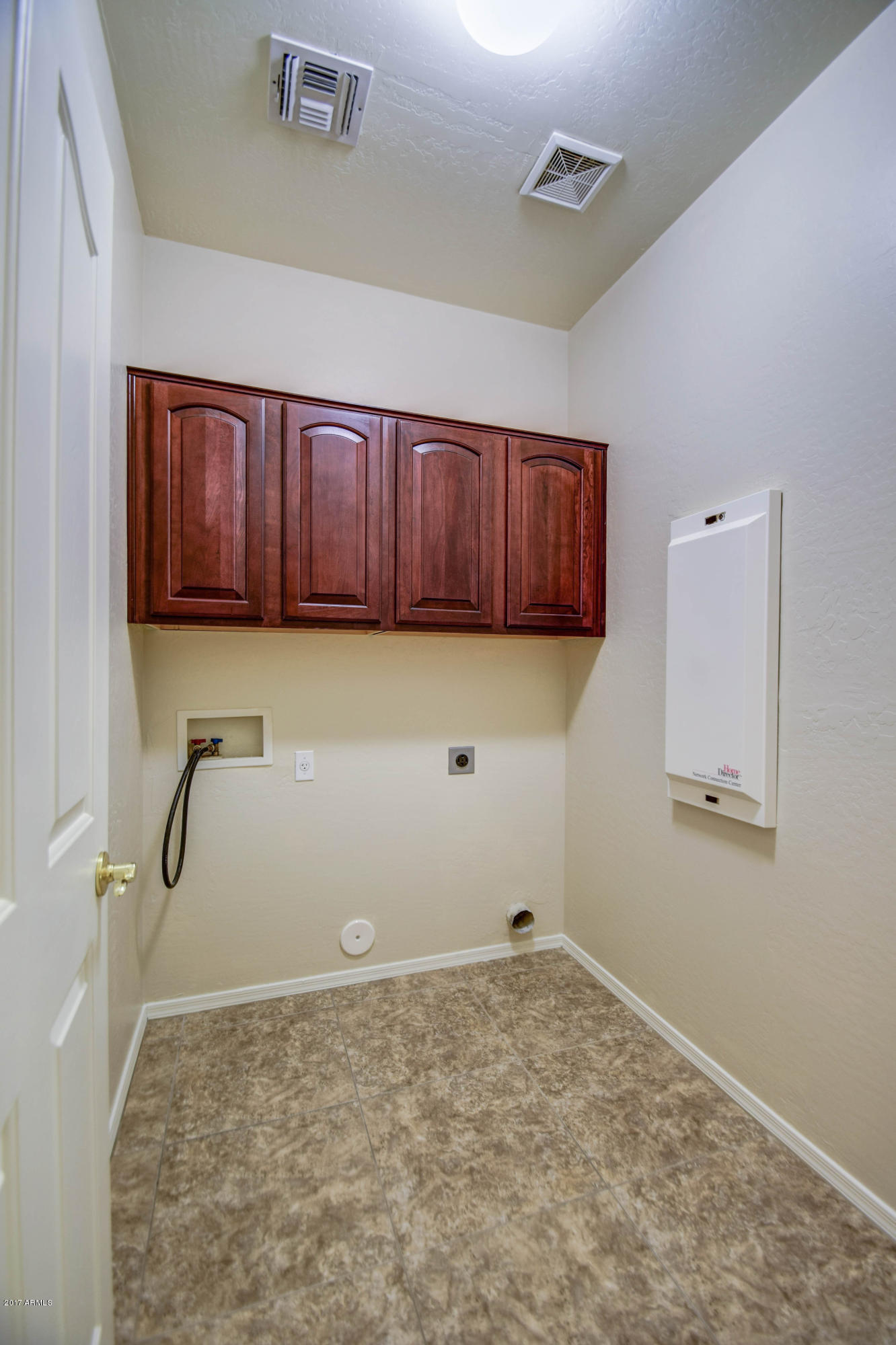 4366 East Branded Road Gilbert, AZ 85297 - Photo 27 of 40 laundry