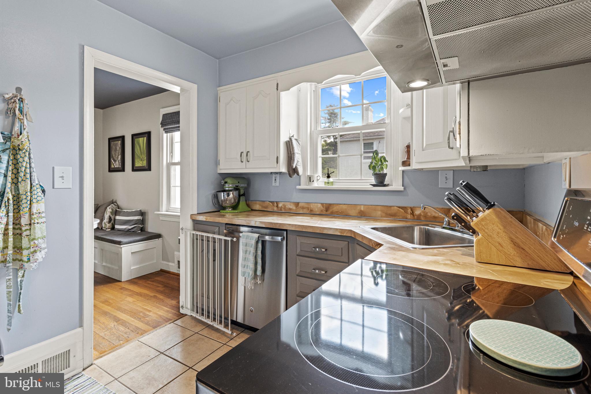 6110 Blair Road Northwest Washington, DC 20011 - Photo 8 of 22 Gallery Image 8