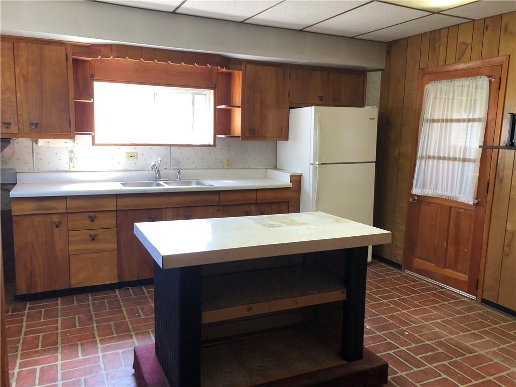 201 Fayette Avenue Point Marion, PA 15474 - Photo 11 of 21