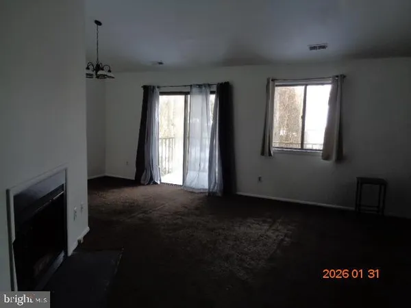 $1,950 | 806B Cypress Point Circle, Unit B, Mount Laurel, NJ 08054