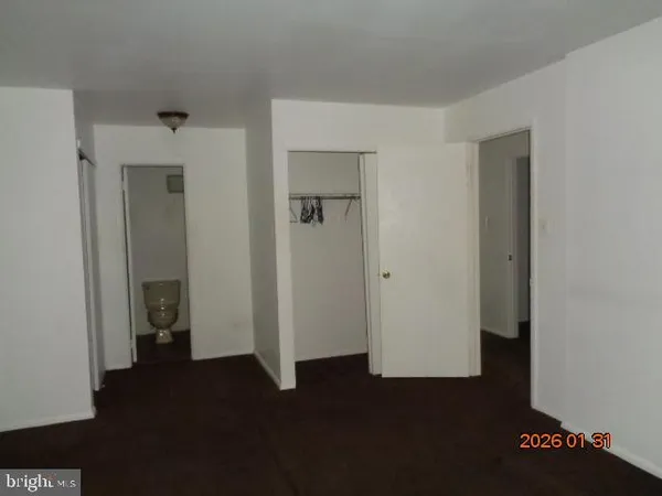 $1,950 | 806B Cypress Point Circle, Unit B, Mount Laurel, NJ 08054