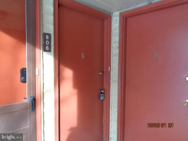 $1,950 | 806B Cypress Point Circle, Unit B, Mount Laurel, NJ 08054