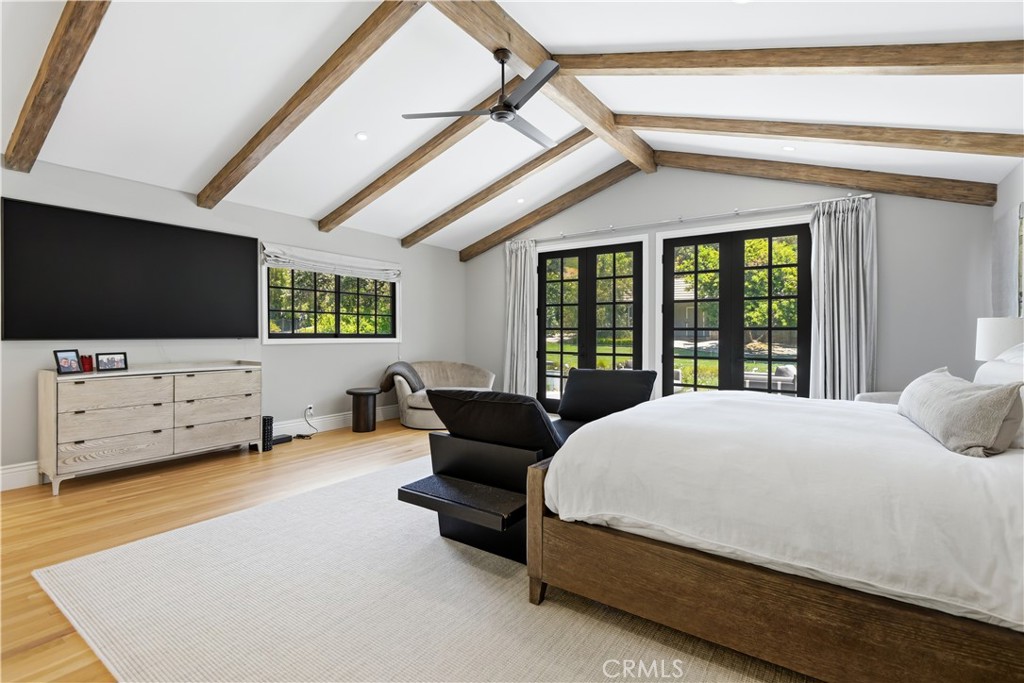 5460 Round Meadow Road Hidden Hills, CA 91302 - Photo 12 of 29 Gallery Image 12