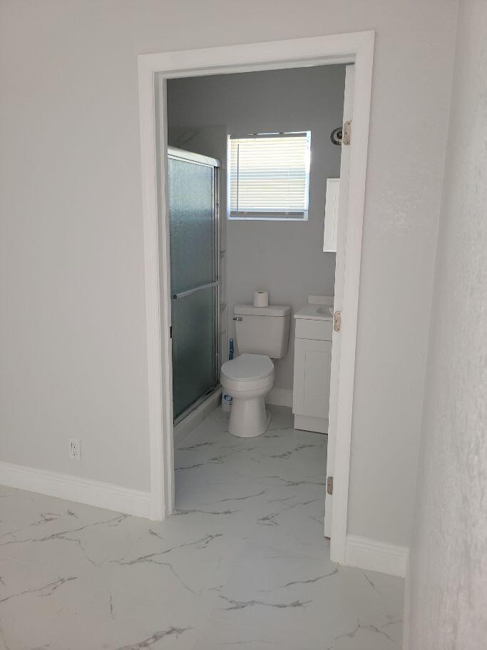 1119 West 32nd Street Riviera Beach, FL 33404 - Photo 17 of 27 1119 32ND MASTER BED RM AND BATH