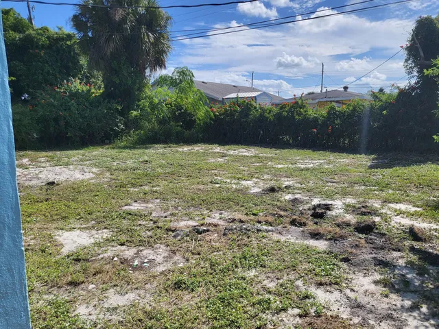 $350,000 | 1119 West 32nd Street, Riviera Beach, FL 33404