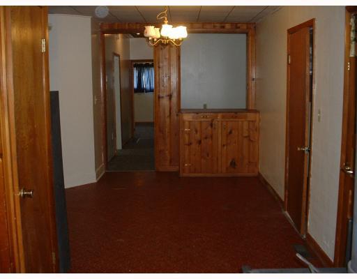 4492 Snyder Domer Road Springfield, OH 45502 - Photo 7 of 9