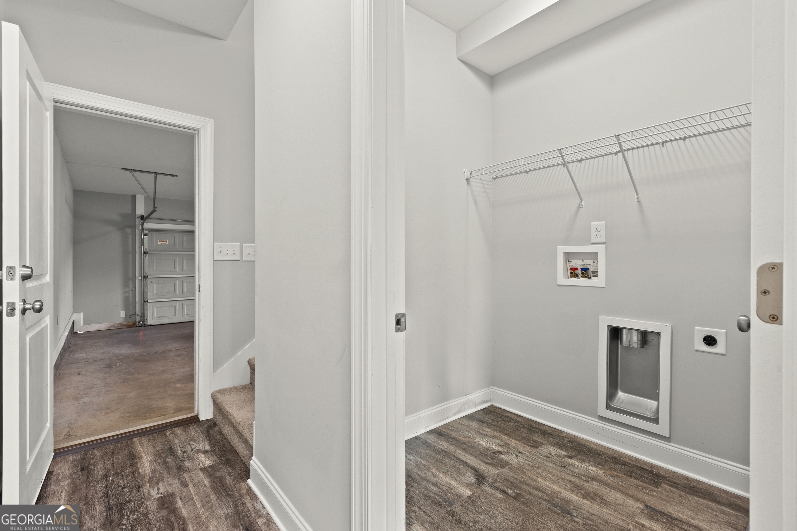 1641 County Road Lanett, AL 36863 - Photo 22 of 32 Large laundry room with access to garage.