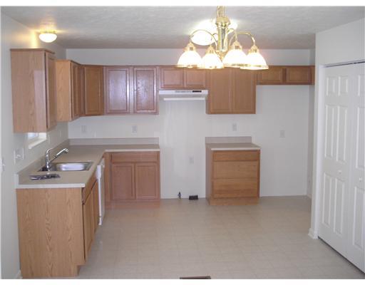 502 Walnut Drive McKees Rocks, PA 15136 - Photo 3 of 4 Kitchen.