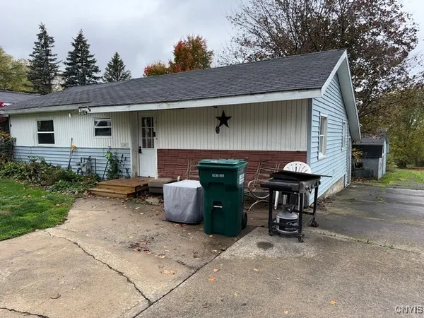 $38,500 | 210 Hillside Avenue, Oswego, NY 13126