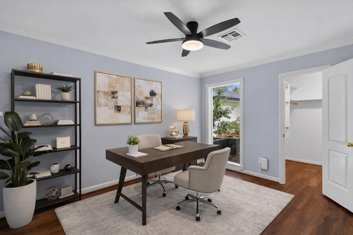 5923 Rutherglenn Drive Houston, TX 77096 - Photo 34 of 46 5th Room Ideal as a Bedroom or Office/Study! - Staged