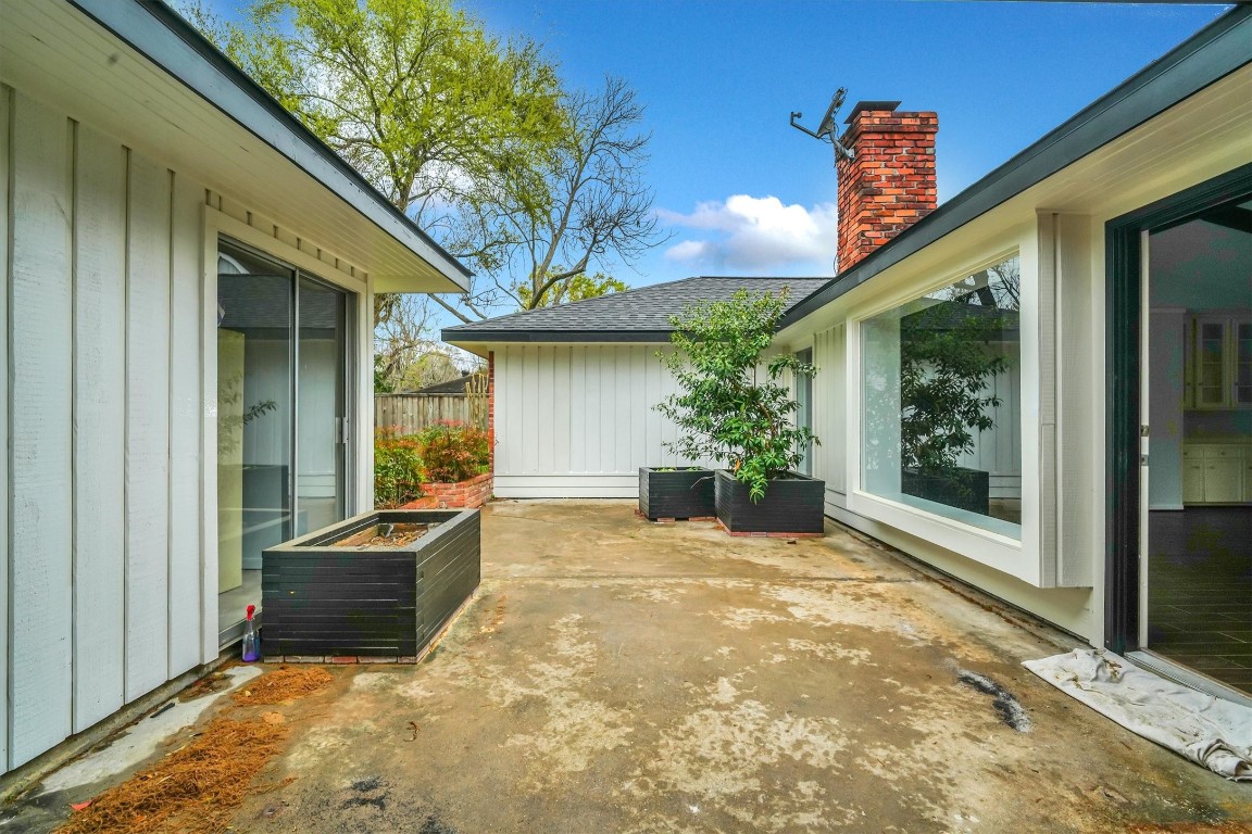5923 Rutherglenn Drive Houston, TX 77096 - Photo 42 of 46 Outdoor Extended Patio