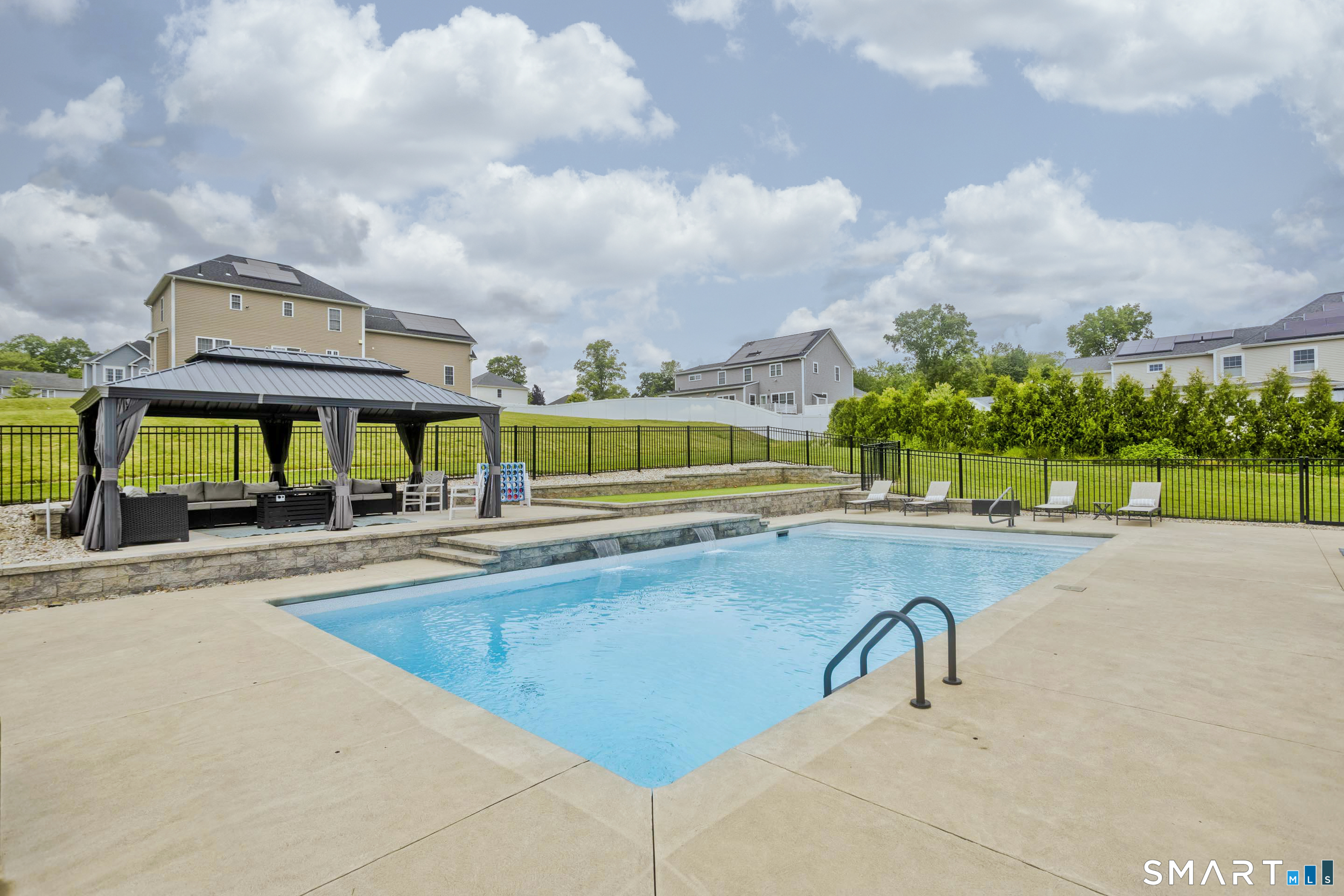 4 Arbor Way Suffield, CT 06078 - Photo 2 of 40