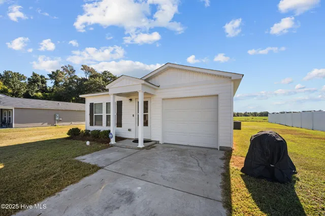 $200,000 | 502 Square Street, Greenville, NC 27834