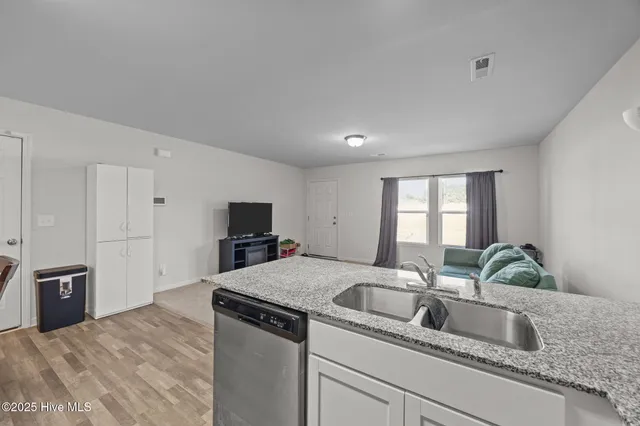 $200,000 | 502 Square Street, Greenville, NC 27834