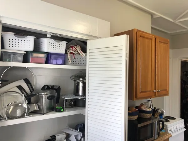 $1,750 | 13 Nonantum Place, Unit 1R, Newton, MA 02458