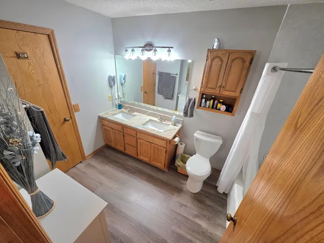 $307,000 | 3487 York Drive, Woodbury, MN 55125