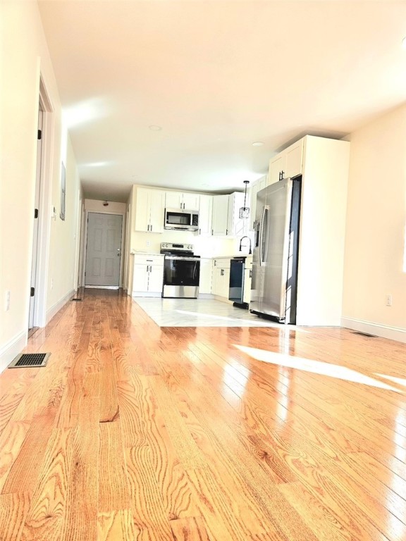 255 Ohio Avenue Providence, RI 02905 - Photo 3 of 11