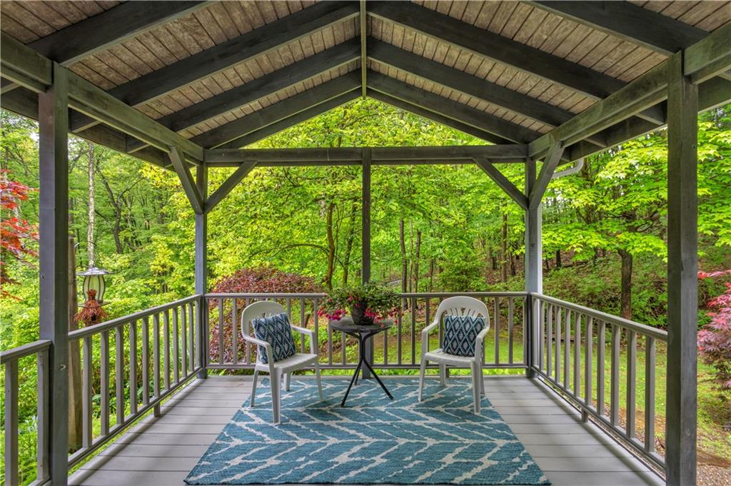 1860 Washington Road Apollo, PA 15613 - Photo 13 of 41 Composite Coved Back Deck 11.5x12