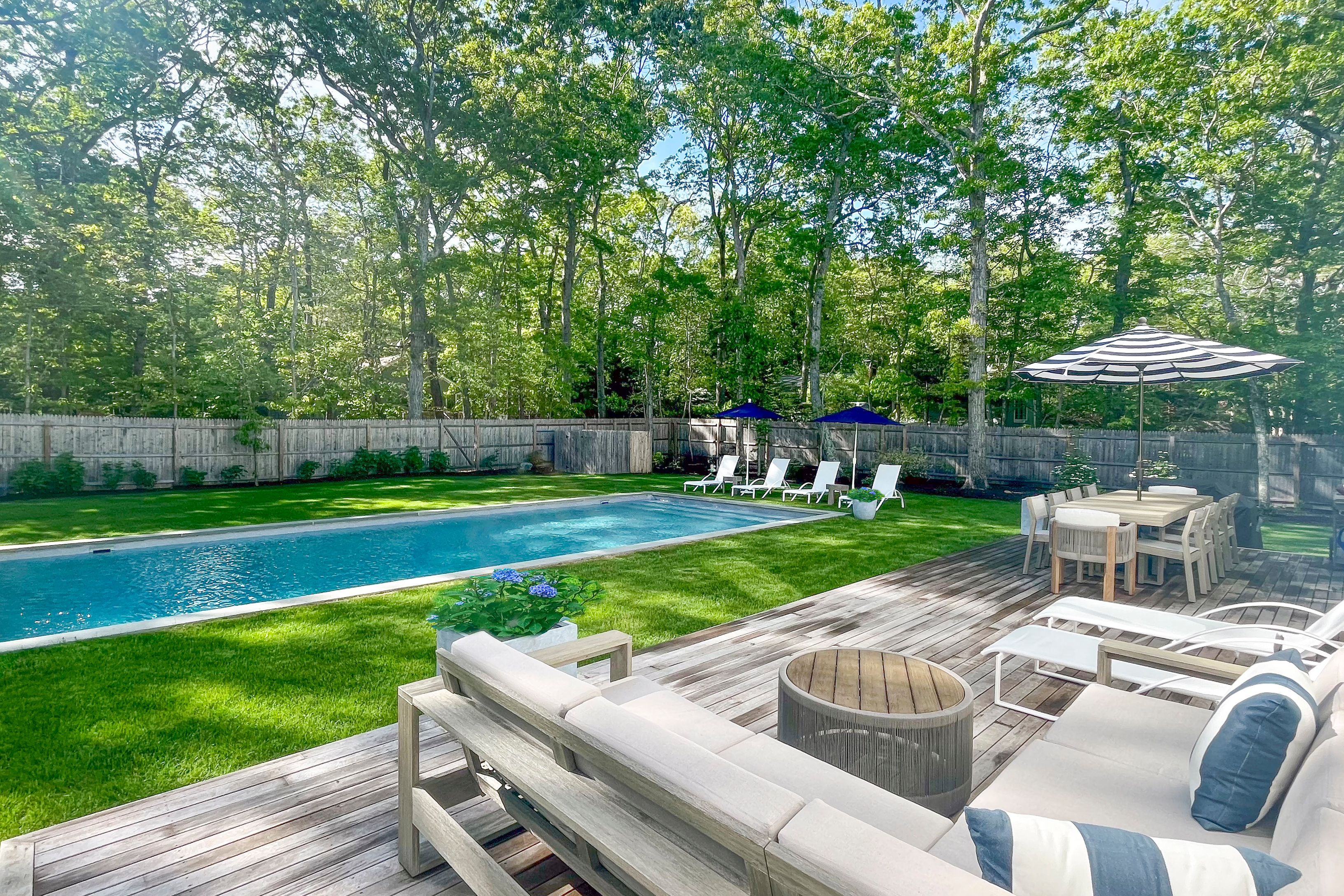 4 Camberly Road East Hampton, NY 11937 - Photo 3 of 19