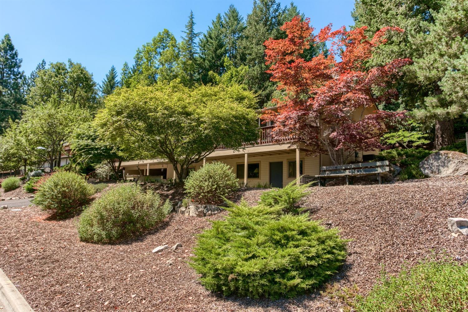 865 Palmer Road Ashland, OR 97520 - Photo 2 of 25 Additional Photo