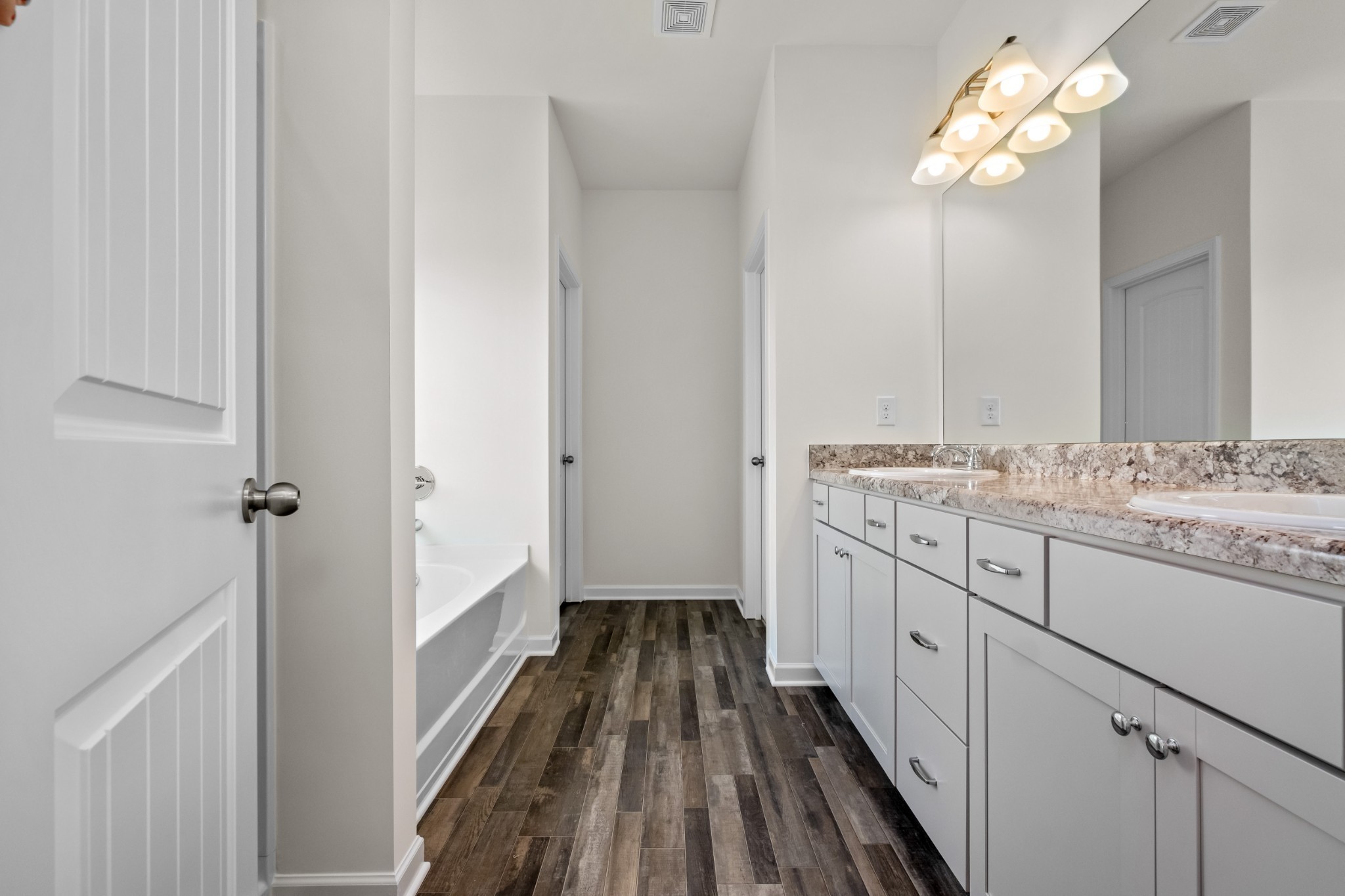 348 Winston Way Gallatin, TN 37066 - Photo 19 of 26 a bathroom with a sink and a mirror