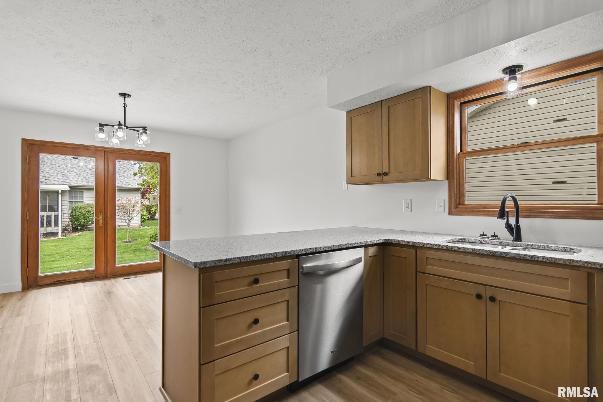 109 Verona Drive Springfield, IL 62703 - Photo 11 of 32