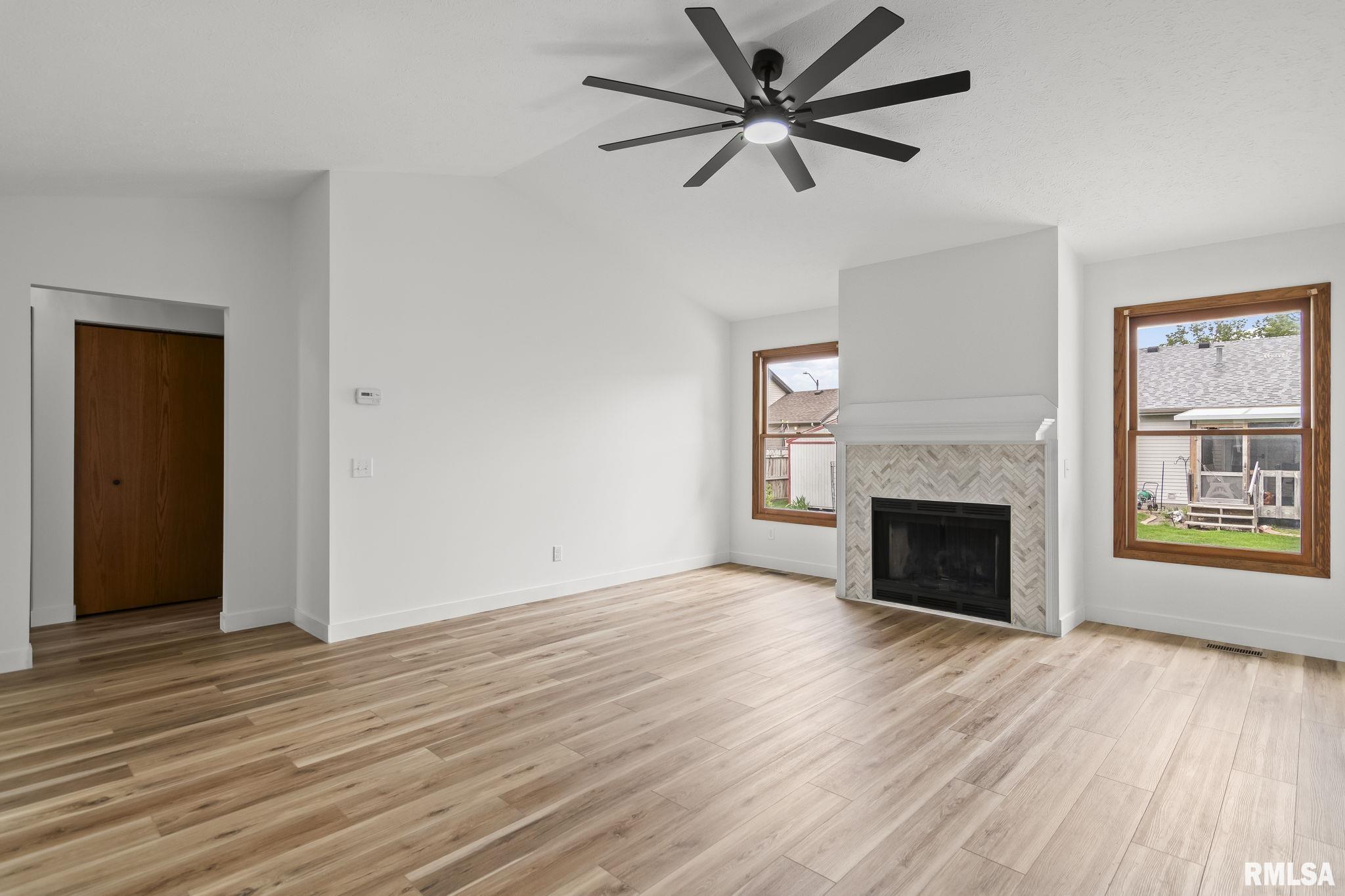 109 Verona Drive Springfield, IL 62703 - Photo 5 of 32