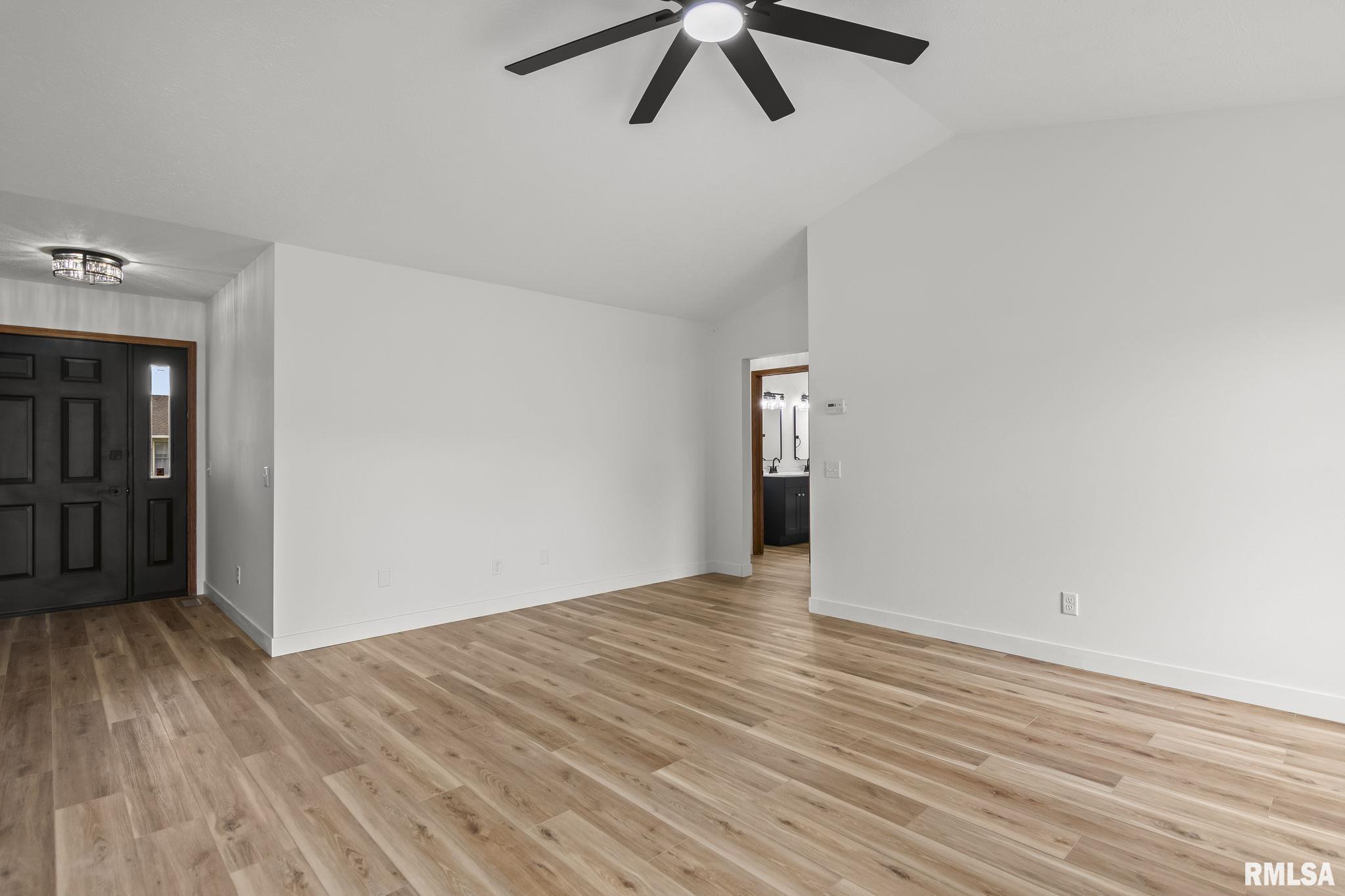109 Verona Drive Springfield, IL 62703 - Photo 7 of 32