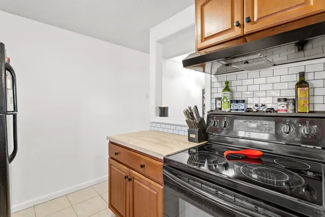 $309,995 | 129 Fisherville Road, Unit 8, Concord, NH 03303