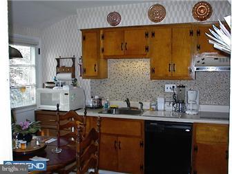 707 Hilltop Road Cinnaminson, NJ 08077 - Photo 11 of 12 Kitchen