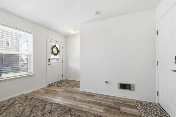 $329,900 | 617 Anne Avenue, Brighton, MI 48116