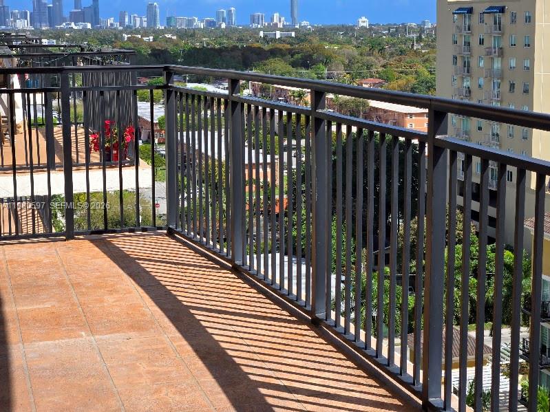 888 Douglas Road, Unit 1114 Coral Gables, FL 33134 - Photo 22 of 30