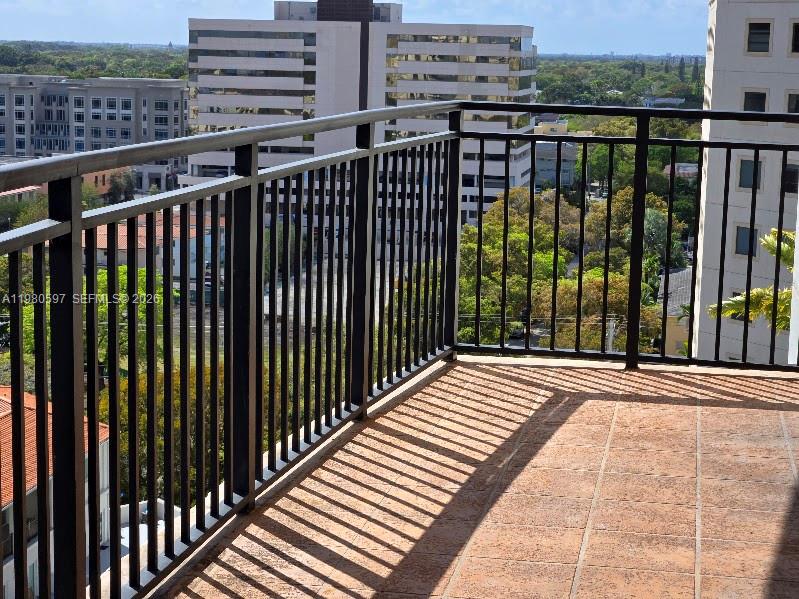 888 Douglas Road, Unit 1114 Coral Gables, FL 33134 - Photo 23 of 30