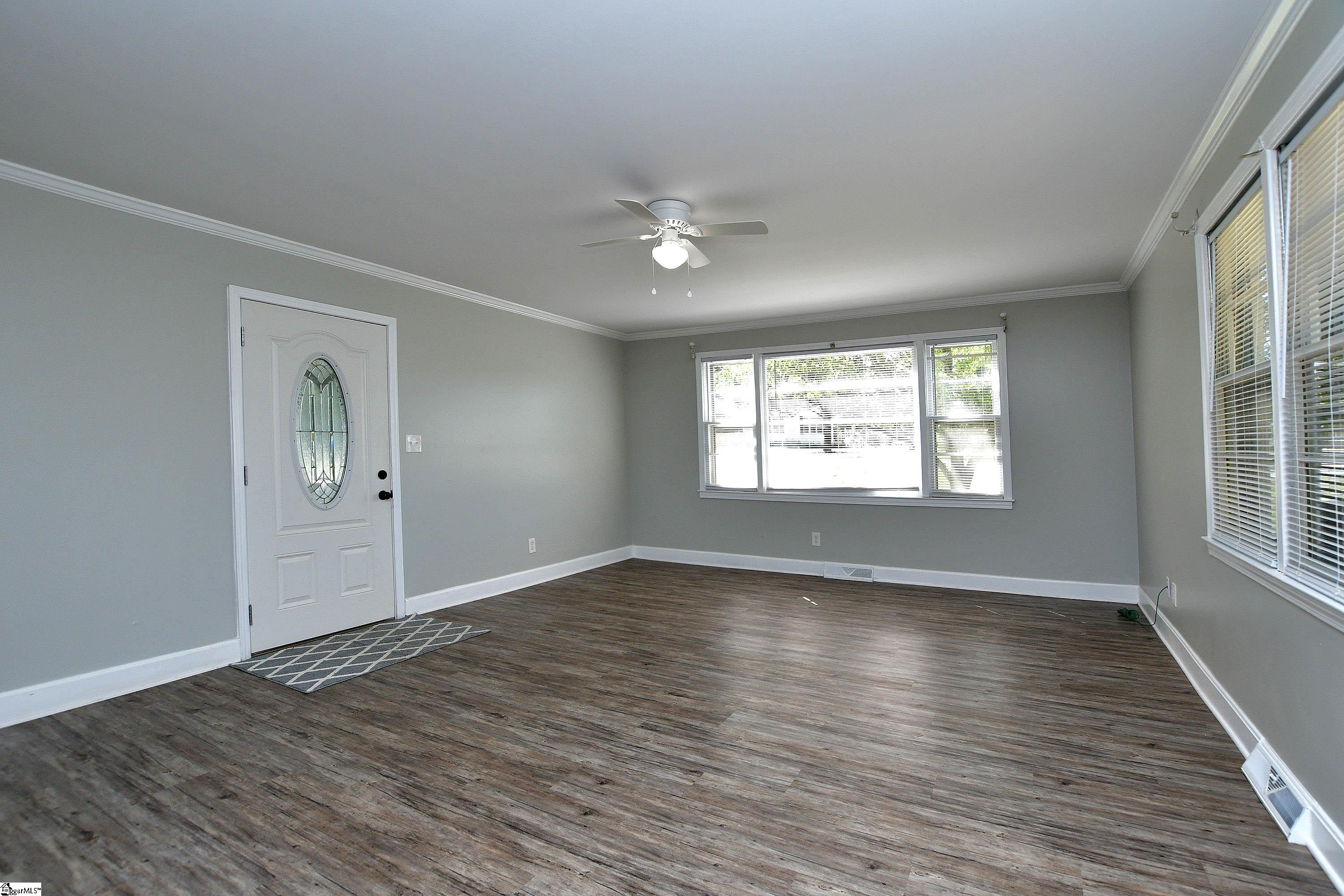 105 5 Forks Road Liberty, SC 29657 - Photo 5 of 36