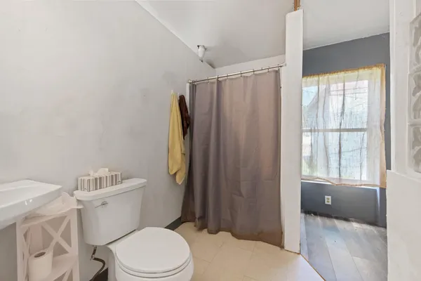 $139,900 | 47 Bray Avenue, Fairfield, ME 04937