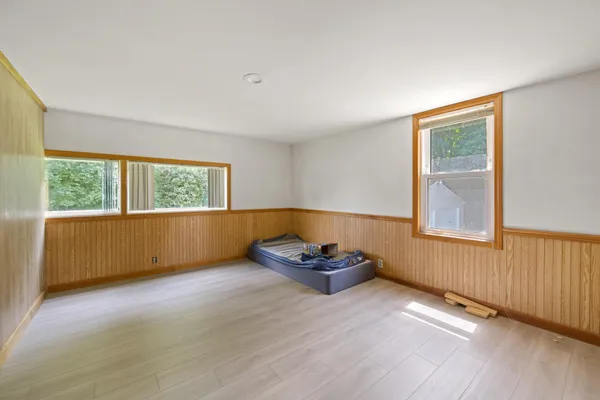 $139,900 | 47 Bray Avenue, Fairfield, ME 04937
