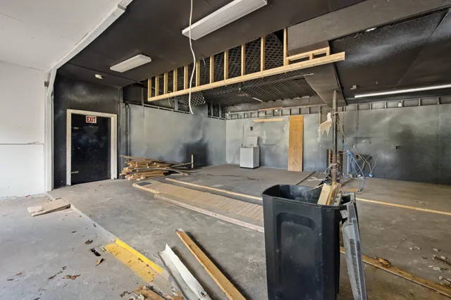 $199,000 | 47 Bray Avenue, Fairfield, ME 04937