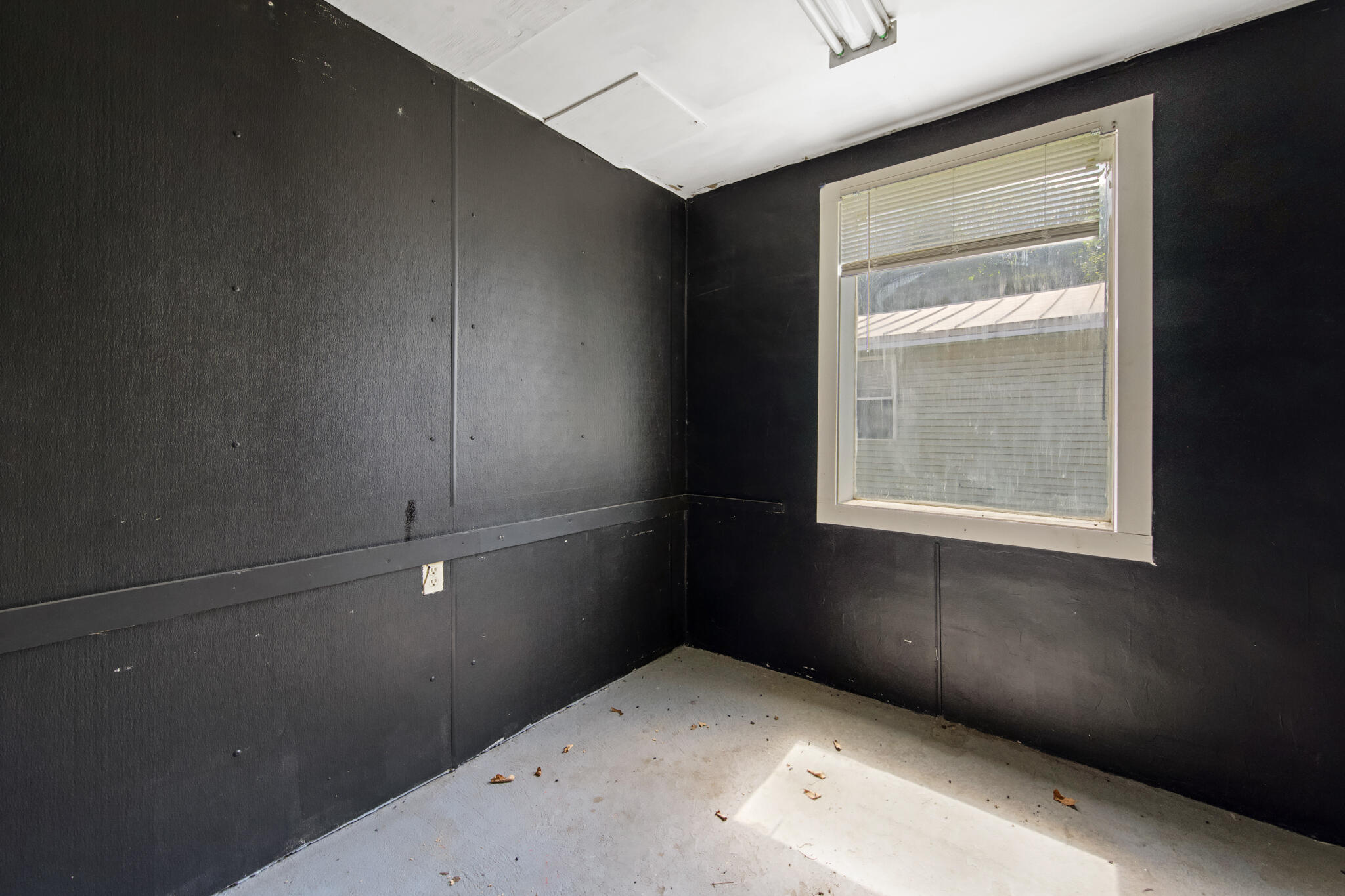 47 Bray Avenue Fairfield, ME 04937 - Photo 35 of 36 DSC_1434