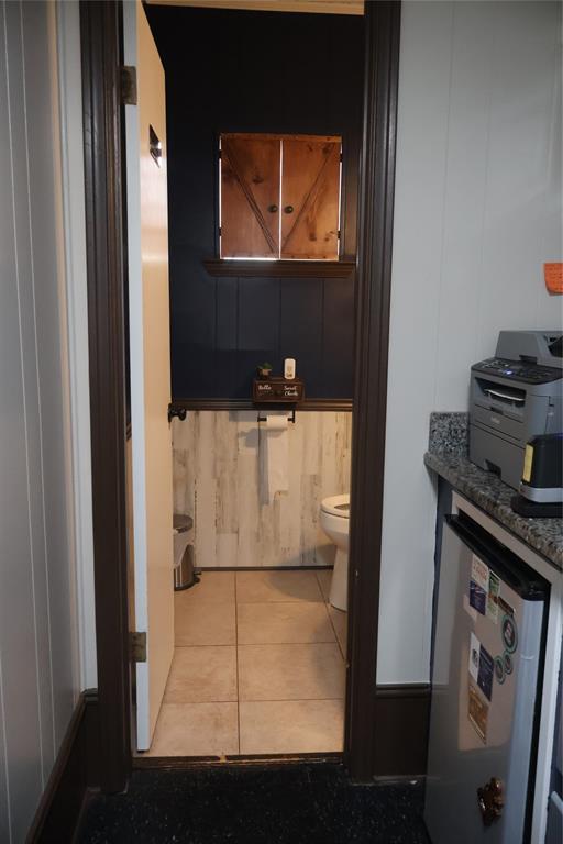 301 West Malloy Bridge Road Seagoville, TX 75159 - Photo 18 of 22 a view of a kitchen from the hallway