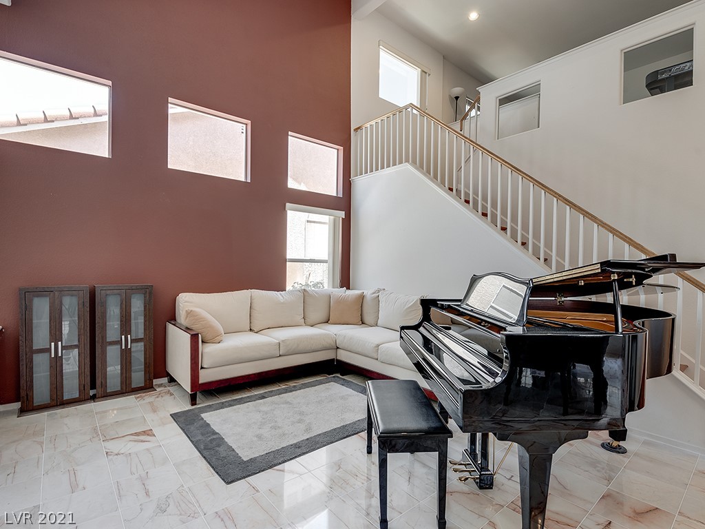 739 Roddenberry Avenue Las Vegas, NV 89123 - Photo 3 of 45