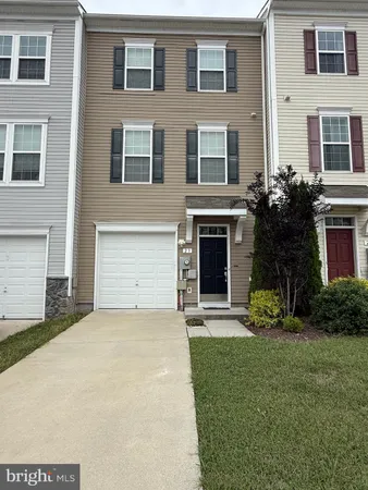 $1,795 | 23 Landis Court, Falling Waters, WV 25419