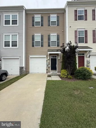 $1,795 | 23 Landis Court, Falling Waters, WV 25419