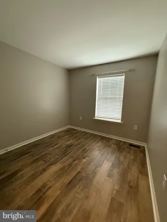 $1,795 | 23 Landis Court, Falling Waters, WV 25419