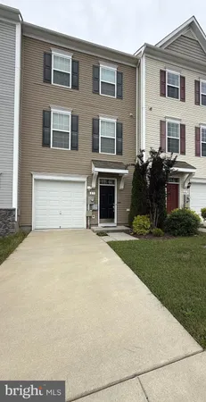 $1,795 | 23 Landis Court, Falling Waters, WV 25419
