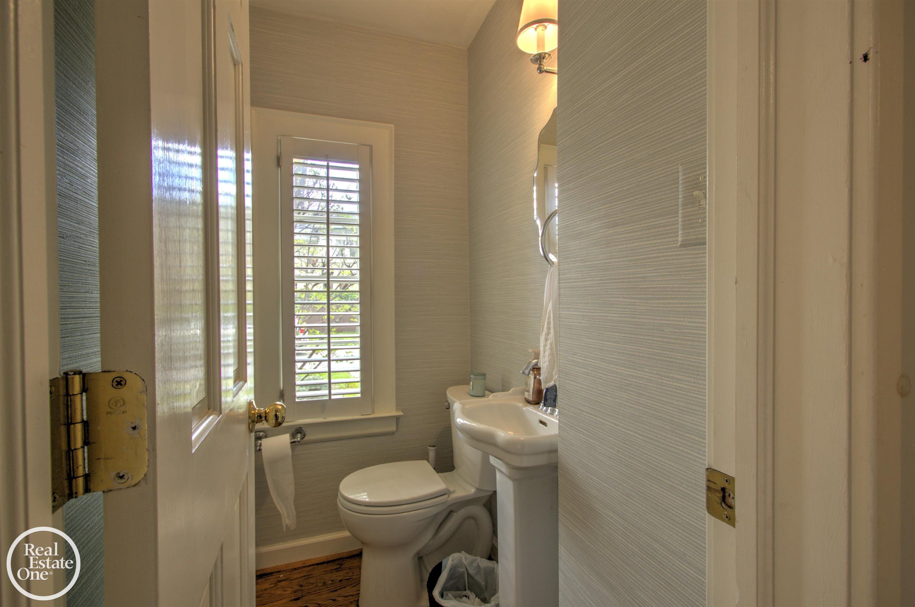 203 Ridge Road Grosse Pointe Farms, MI 48236 - Photo 39 of 51