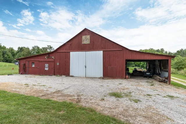 $475,000 | 444 North Dry Run Road, Veedersburg, IN 47987