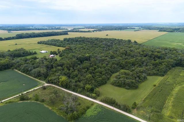 $475,000 | 444 North Dry Run Road, Veedersburg, IN 47987