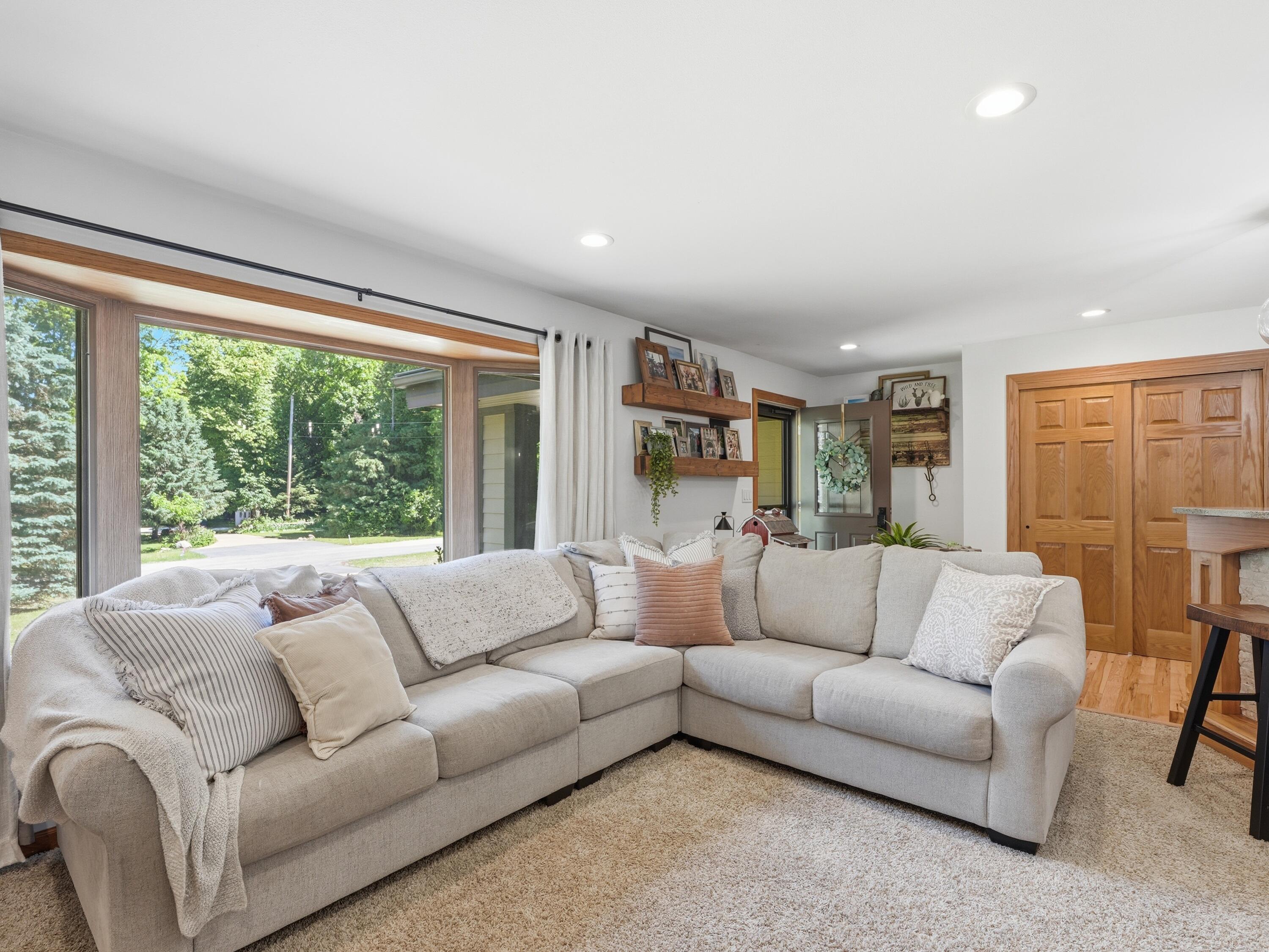 4705 Bambi Road Richfield, WI 53033 - Photo 6 of 52 DSC07928