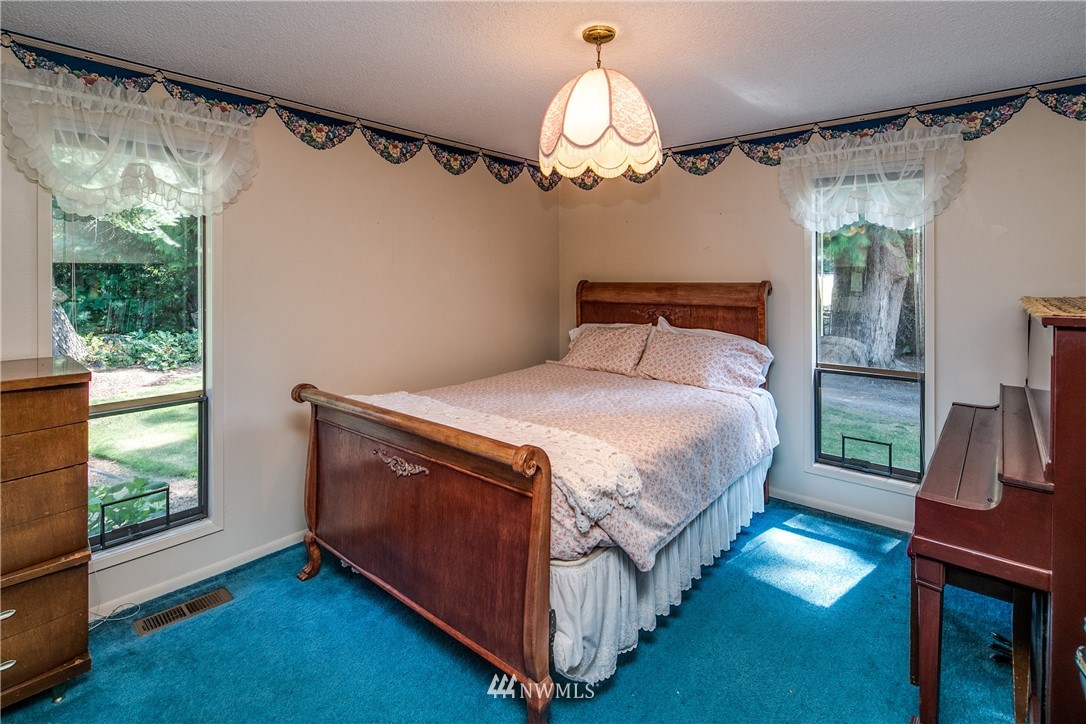 4390 Y Road Bellingham, WA 98226 - Photo 14 of 30 Gallery Image 14